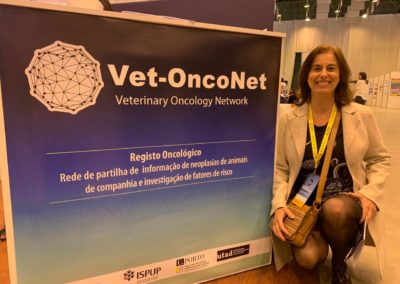 Dra. Renata Sobral prestigiando a rede Vet-OncoNet no 16º Congresso Internacional Veterinário Montenegro